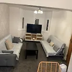 Cosy 5 Bedroom Central Birmingham