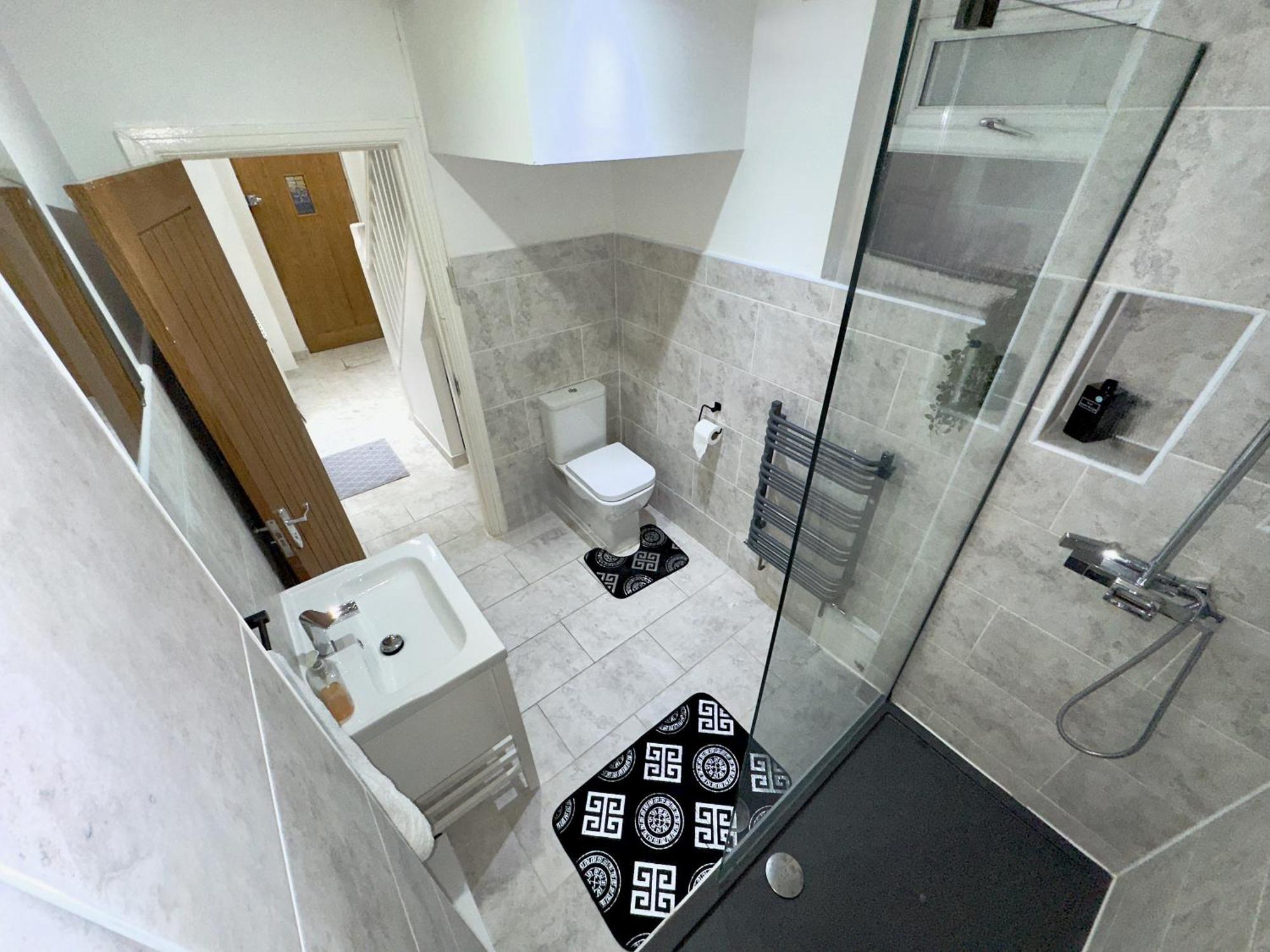 Holiday home Cosy 5 Bedroom Birmingham